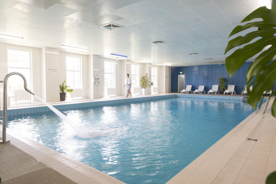 ahorn-waldhotel-altenberg innen-pool