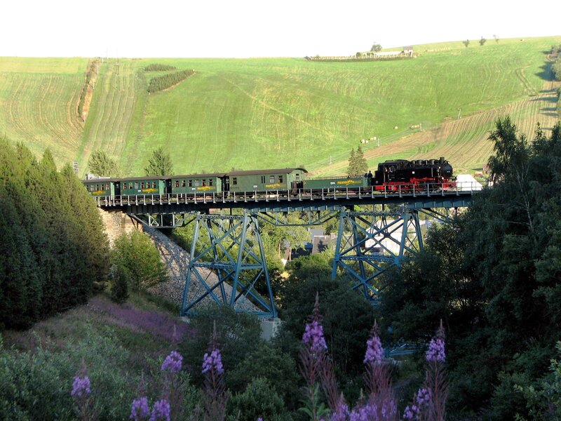 Fichtelbergbahn im Erzgebirge – historische Schmalspurbahn im Zschopautal