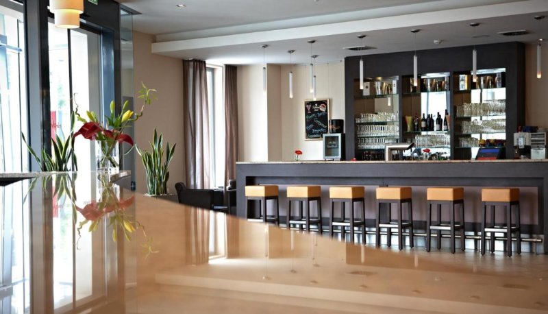 Bar 1