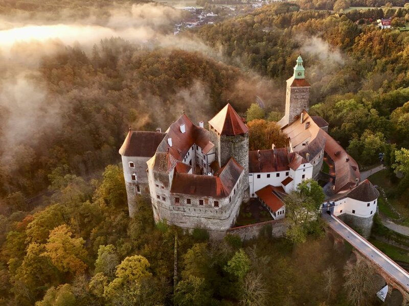 Burg Schlaining Luftaufnahme – Friedensburg im Südburgenland