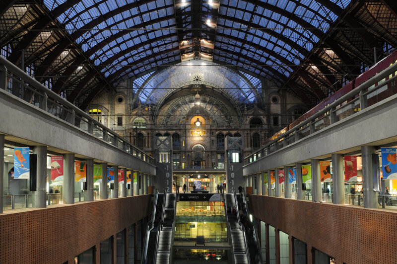 Centraal Station von innen Antwerpen