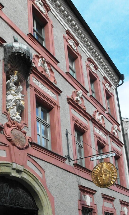 Hausansicht c Bernhard Straubing Gäubodenmuseum Straubing