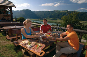 RAD UND BIKE Radfahren und Mountainbiken in Kärnten Drauradweg c Kärnten Werbung Franz Gerdl