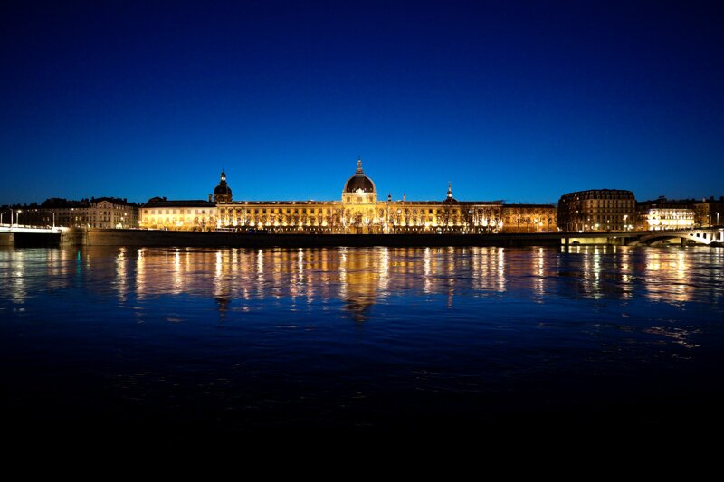 Rhône et Hôtel Dieu de nuit - Lyon Tourisme et Congrés, Brice Robert