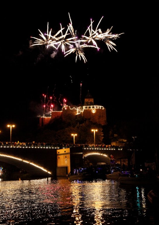 feuerwerk an der saale c thomas ziegler stadt halle saale 1