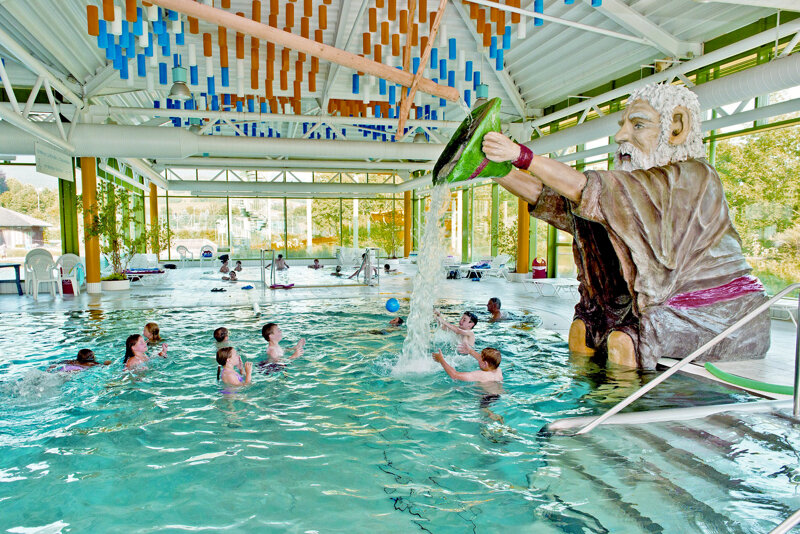 OsserRiese Wasserspielanlage im Osserbad Lam