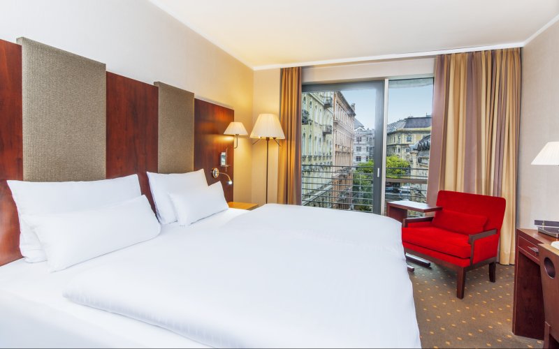 NH Hotel Budapest Lobby