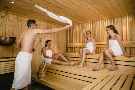Aufguss in der Sauna