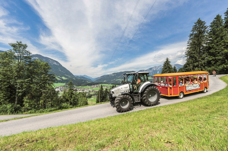 Traktor mit Anhänger