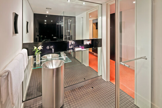 Badezimmer im Zimmer