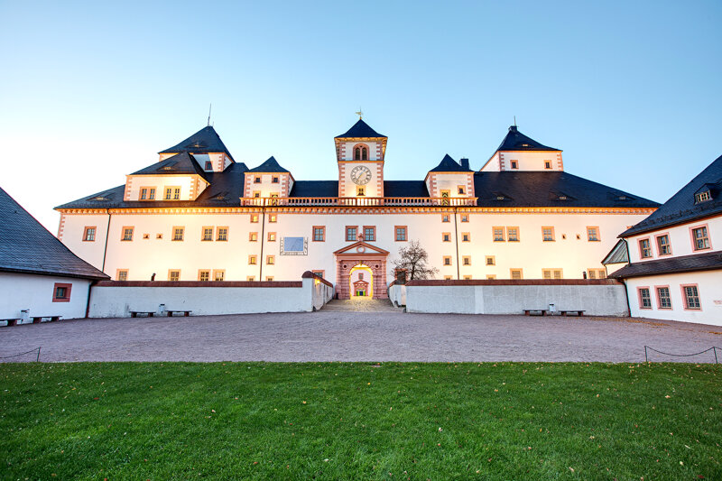 Schloss Augustusburg – Ausflugsziel nahe der Silber-Therme Warmbad im Erzgebirge