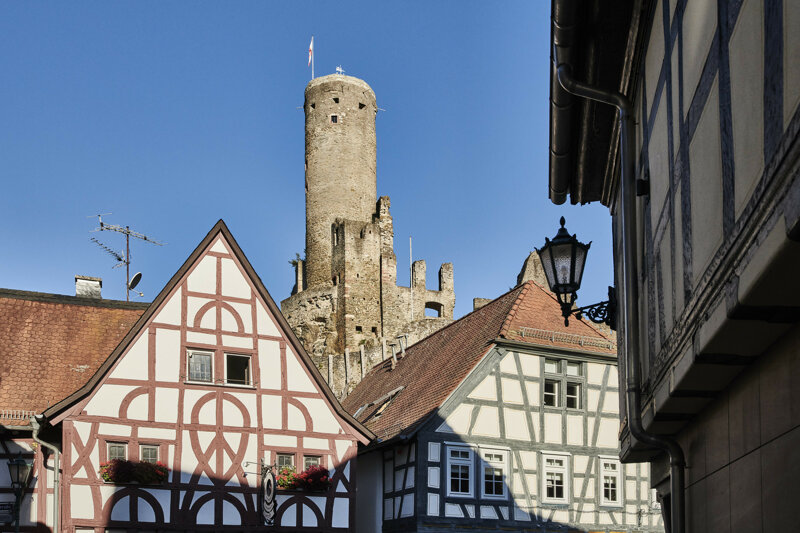 Burg Eppstein mit Fachwerk