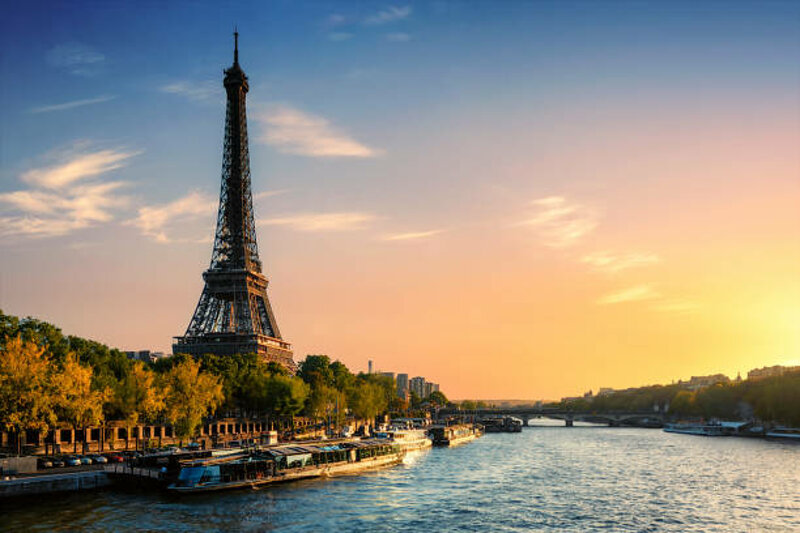 Paris Eiffelturm bei Nacht