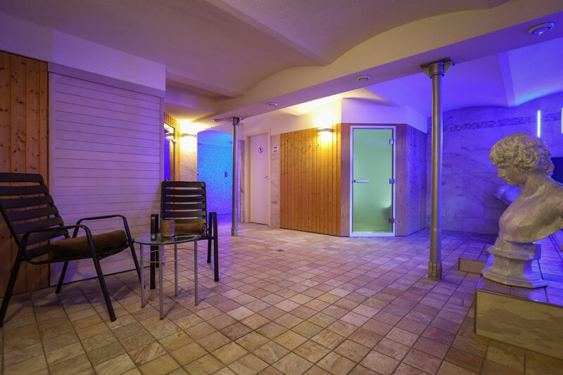Wellnessbereich mit Sauna
