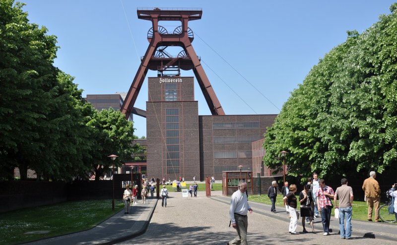 Weg zum Haupttor der Zeche Essen
